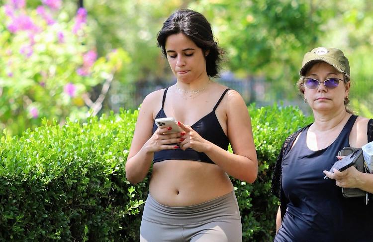 Camila responde a fuertes críticas sobre su peso (VIDEO)