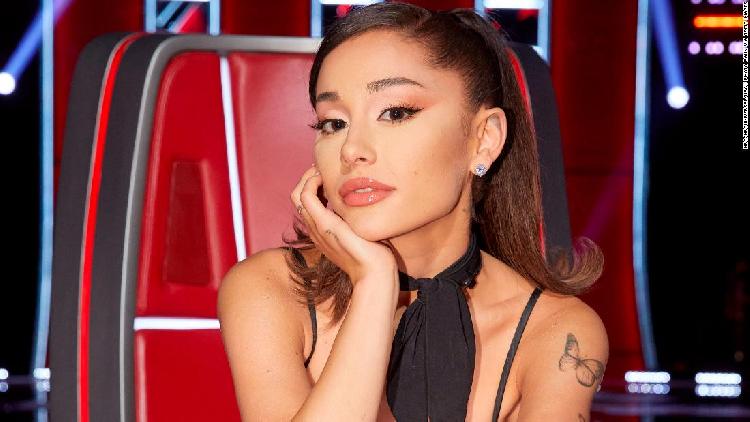 Ariana confiesa haber roto su contrato de La Voz (VIDEO)