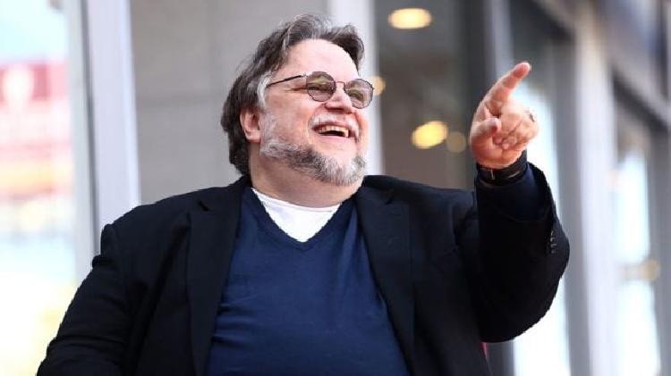 Guillermo del Toro asegura que en el cine mexicano no sólo existen los Derbez y